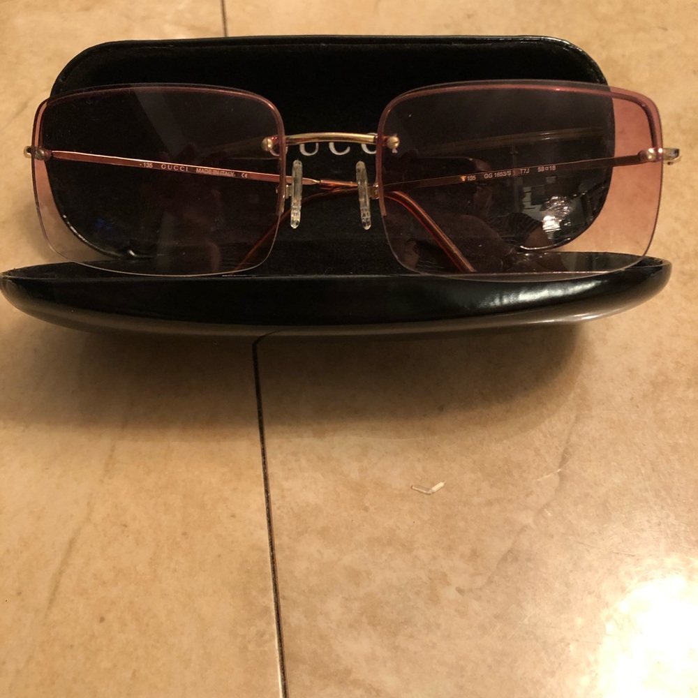❤️GUCCI❤️ - Picture 13 of 14
